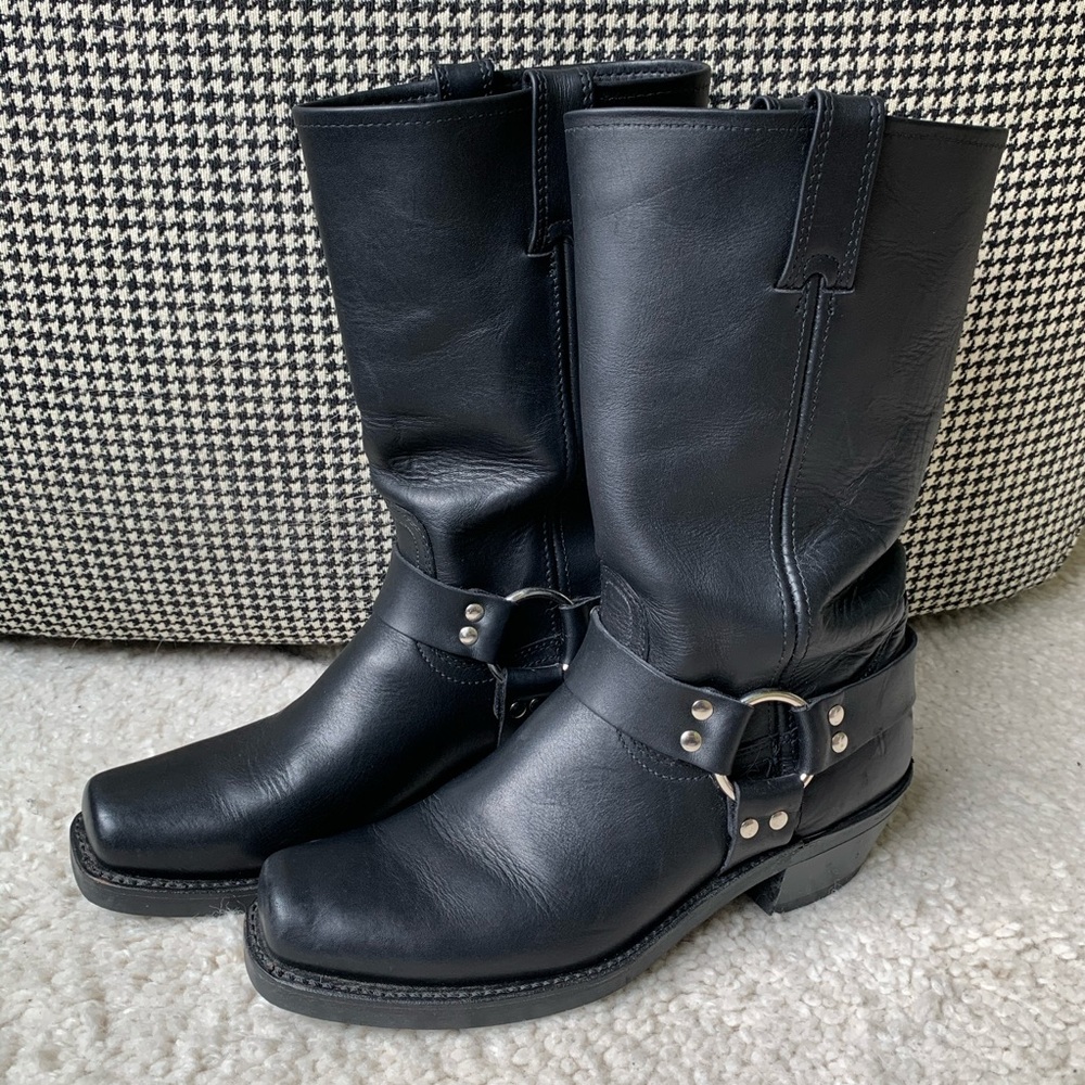 Frye Harness 12R Black Leather Boot EUC
